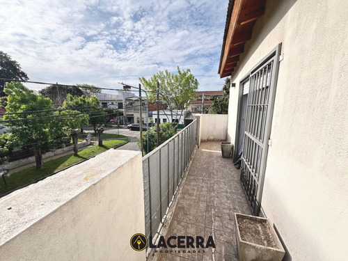 Casa En Venta En Carapachay