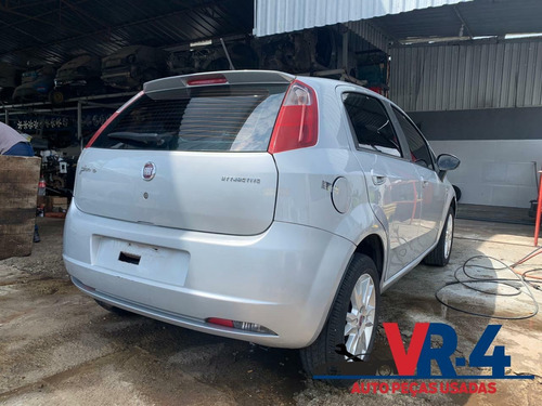 Imagem 4 de 9 de Fiat Punto 1.4 2012 Sucata Para Retirada De Peças