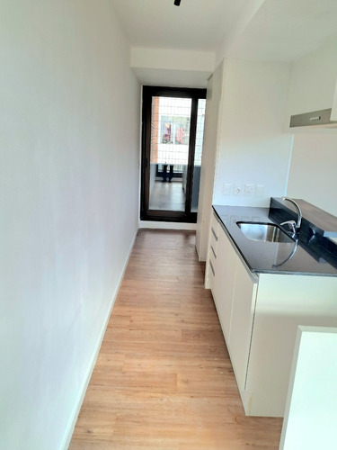 Se Vende Apartamento A Estrenar En Canelones Y Zelmar Michelini