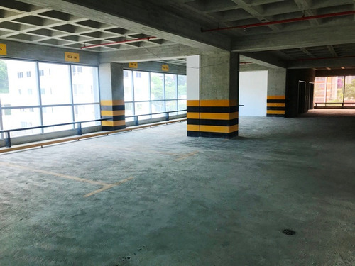 Imagen 4 de 5 de Vendo/alquilo Oficina 100m2 Las Mercedes 4054