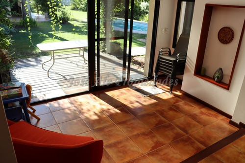 Imagen 24 de 29 de En Venta - Hermosa Casa En Colonia De Sacramento