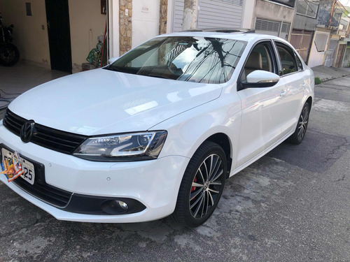 Volkswagen Jetta 2.0 Tsi Highline 4p