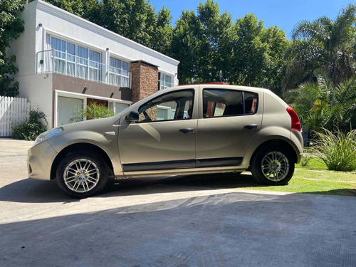 Renault Sandero 1.6 Confort 105cv 2012