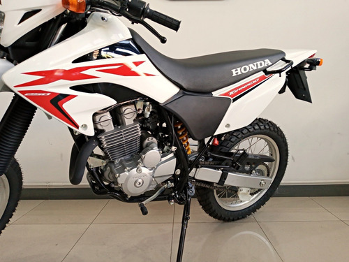 Imagen 13 de 15 de Honda Xr 250 Tornado 2023 0km Entrega Inmediata Planet Honda