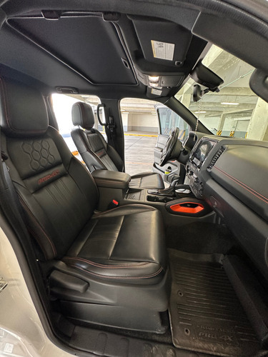 Nissan Frontier 3.8 V6 Pro-4X 4Wd At