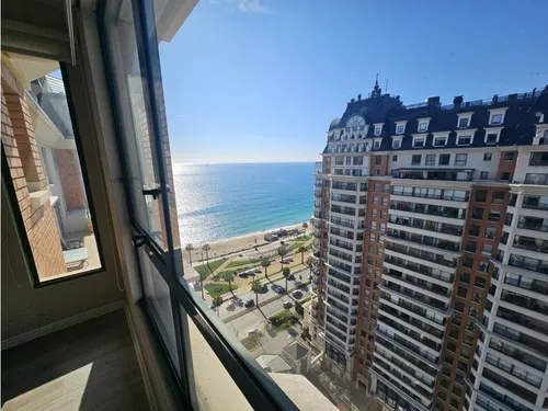 Viña Del Mar / Coraceros / Frente A La Playa 15 Norte