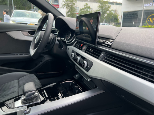Audi A4 2.0 T 40 Tfsi S Line 190hp Dsg