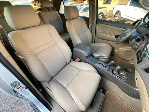 Imagem 9 de 14 de Toyota Hilux Sw4 Srv-at 4x4 3.0tb-ic 16v