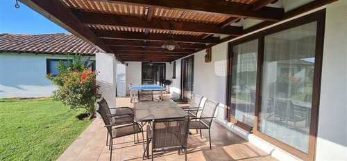 Parcela En Venta De 6 Dorm. En Colina / Lo Pinto