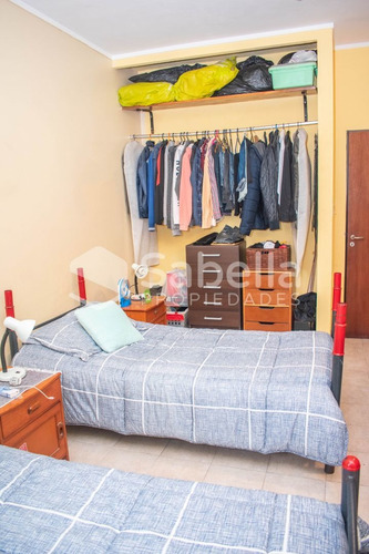 Imagen 12 de 30 de Venta De Casa 3/4 Dormitorios, La Plata.
