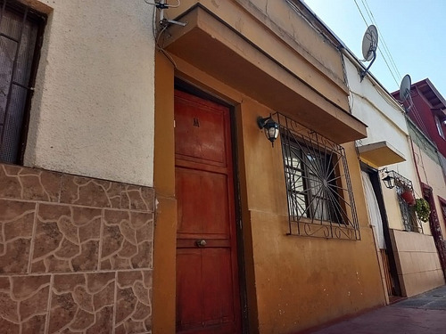 Casa Recoleta. Avda La Paz