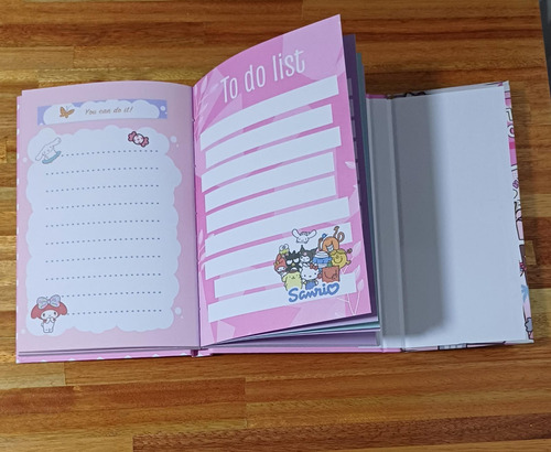 Agenda Organizadora Planificador Semanal Kitty Tapa Iman Kitty