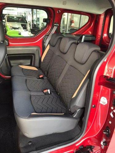 Imagen 13 de 25 de Renault Kangoo Stepway 1.6 5a 0km Anticipo $1.450.000 (lf)