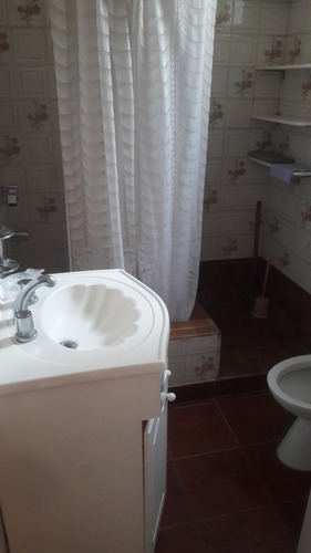 Imagen 10 de 18 de Departamento De 2 Ambientes Bolívar Esq Güemes