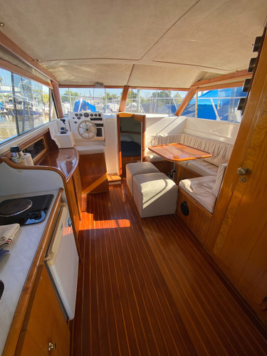 Crucero Barco Intruder 33 Mercruiser 225 No Santana 35