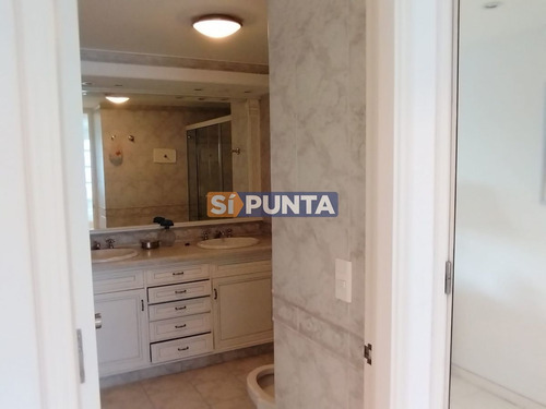 Imagen 24 de 30 de Apartamento En Venta, Brava, Punta Del Este, 3 Dormitorios.