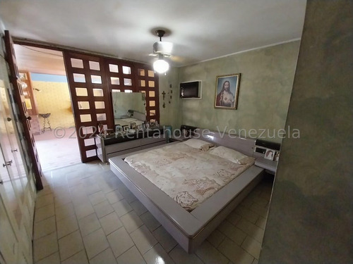 Venta De Apartamento En San  Benardino  Caracas