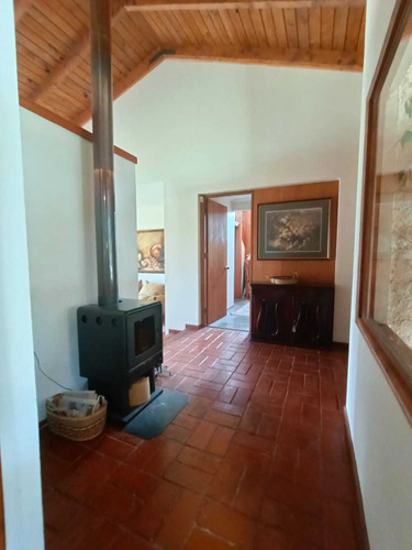 Hermosa Parcela Condominio (93861)