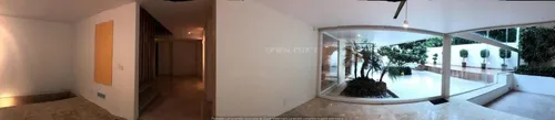 Bosques De Las Lomas De Arq. De Renombre. Casa Con Terrazas