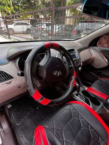 Hyundai Tucson 2103