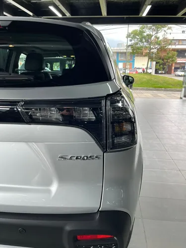 Suzuki S-cross 4x2 Automatica Hibrida