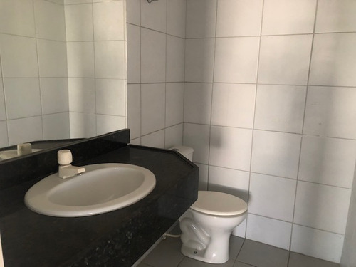 Conj. Comercial Para Alugar Na Cidade De Fortaleza-ce - L13000