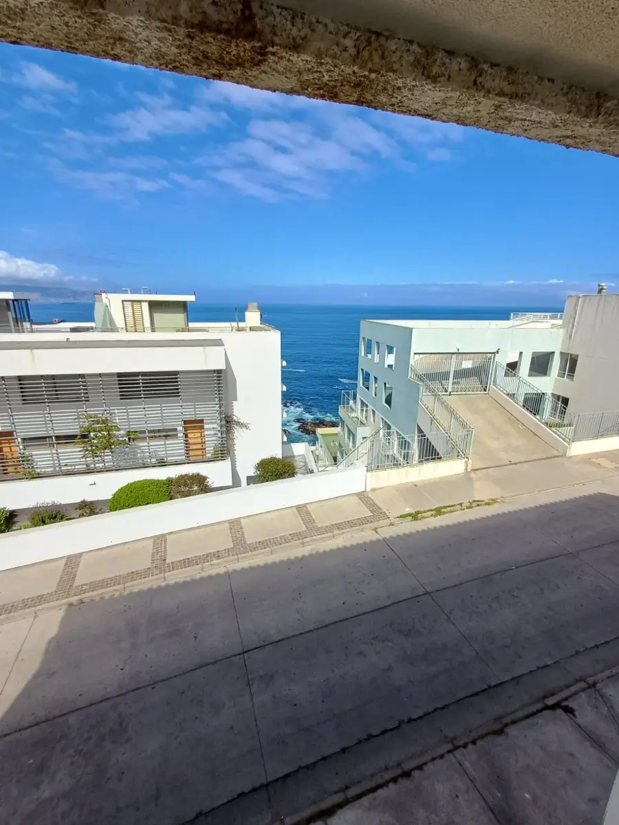 Imagen 3 de 13 de Departamento En Venta En Reñaca