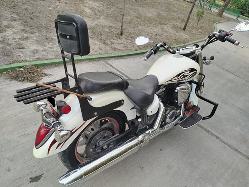 Motocicleta Yamaha Xvs 1300cc Midnight Color Blanco