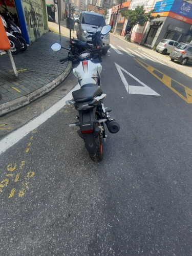 Imagem 3 de 6 de Honda Cb Twister