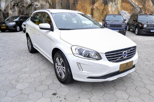 Volvo XC60 2.0 T5 AT