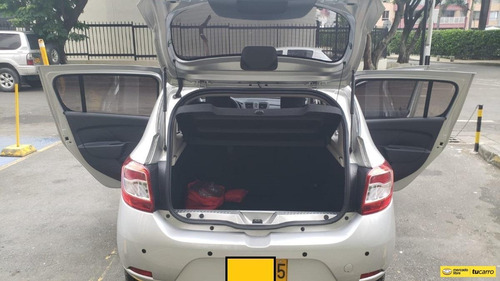 Imagen 9 de 15 de Renault Sandero Authentique Mt 1600cc