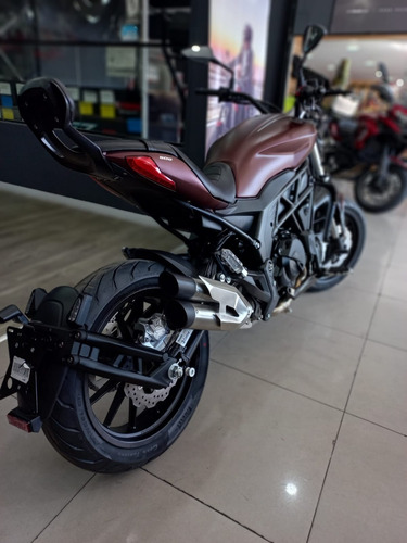 Imagen 19 de 20 de Benelli 502c Okm Tamburrino Motos