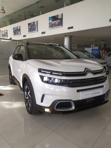 Imagen 3 de 15 de Citroën C5 Shine 1.6l Turbo Modelo 2023