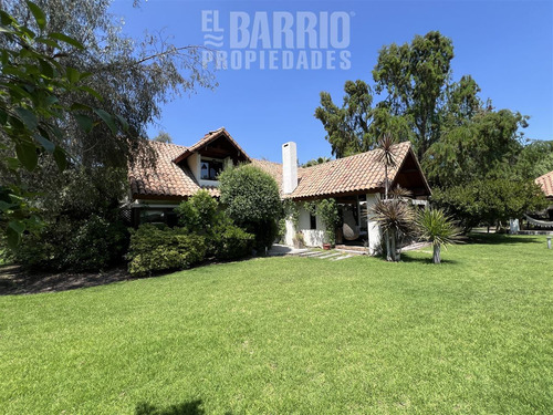 Casa En Venta De 4 Dorm. En Batuco, Colina