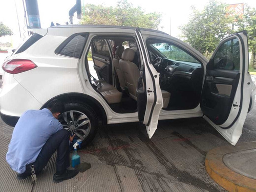 Imagen 4 de 9 de Baic X65 Fashion Baic X65 Fashion