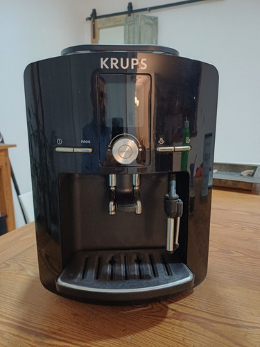 Cafetera Krups Automatica Mod. Ea82 Usada Impecable La Plata