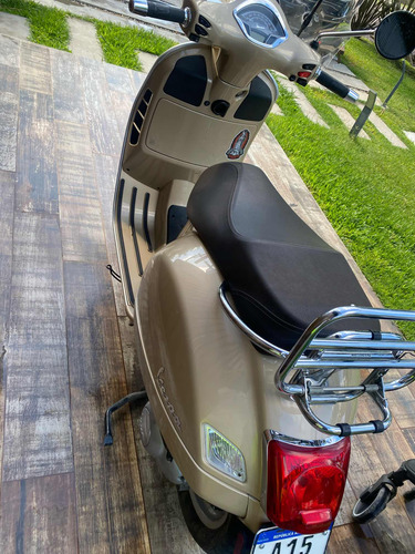 Vespa 300 Gts