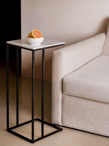 Imagen 5 de 10 de Mesa De Arrim Simil Marmol Con Est. Hierro Minimalista