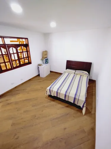 Casa En Venta En La Flora. Cod V1023095