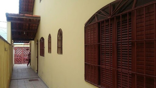 Imagem 8 de 25 de Sobrado Com 2 Dormitórios À Venda Por R$ 230.000,00 - Parque Marinho - Mongaguá/sp - So0445
