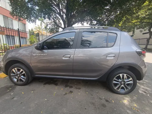 Renault Stepway 1.6 Intens