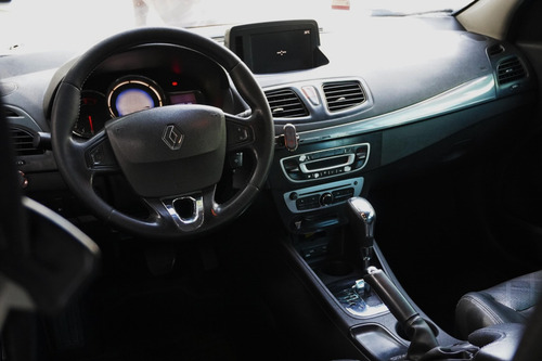 Renault Fluence 2.0 DYNAMIQUE PLUS 16V FLEX 4P AUTOMÁTICO