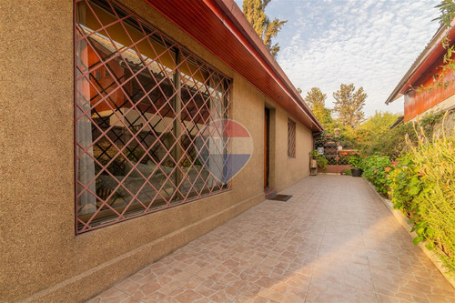 Tu Hogar Ideal En Macul: Espacio Y Comodidad, Metro Quilin
