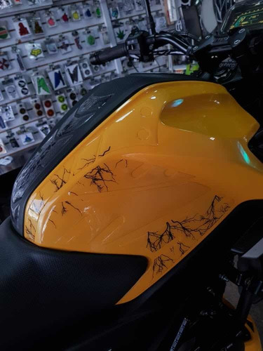 Kit Protector Tanque + Pierneras Stomp Grip Tvs Raider 125
