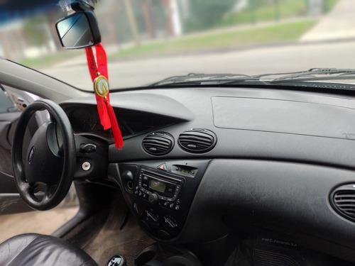 Imagen 7 de 8 de Ford Focus 2008 1.6 Ambiente Mp3