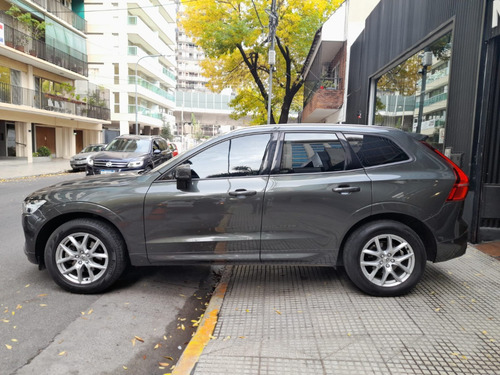 Volvo XC60 2.5 T5 Momentum