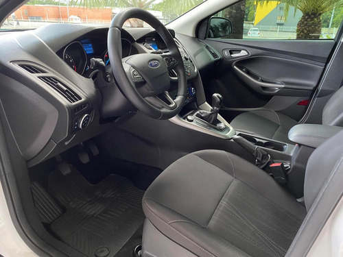 Imagem 9 de 14 de Ford Focus Se 1.6