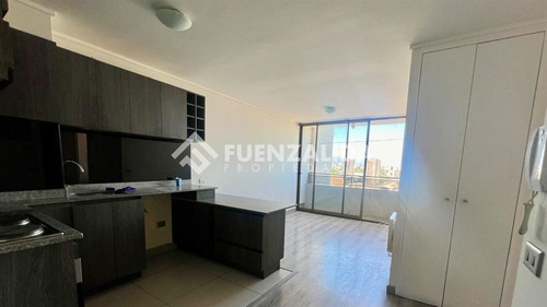 Departamento En Venta De 2 Dorm. En San Joaquín