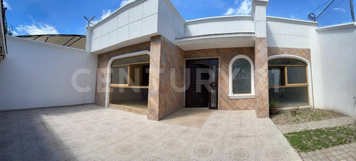 Imagen 4 de 24 de Casa En Venta, Jardines Vallarta, Zapopan, Jalisco