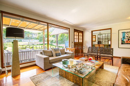 Excelente Casa Exclusivo Condominio Lo Curro